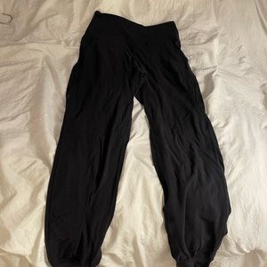 Lululemon black jogger leggings